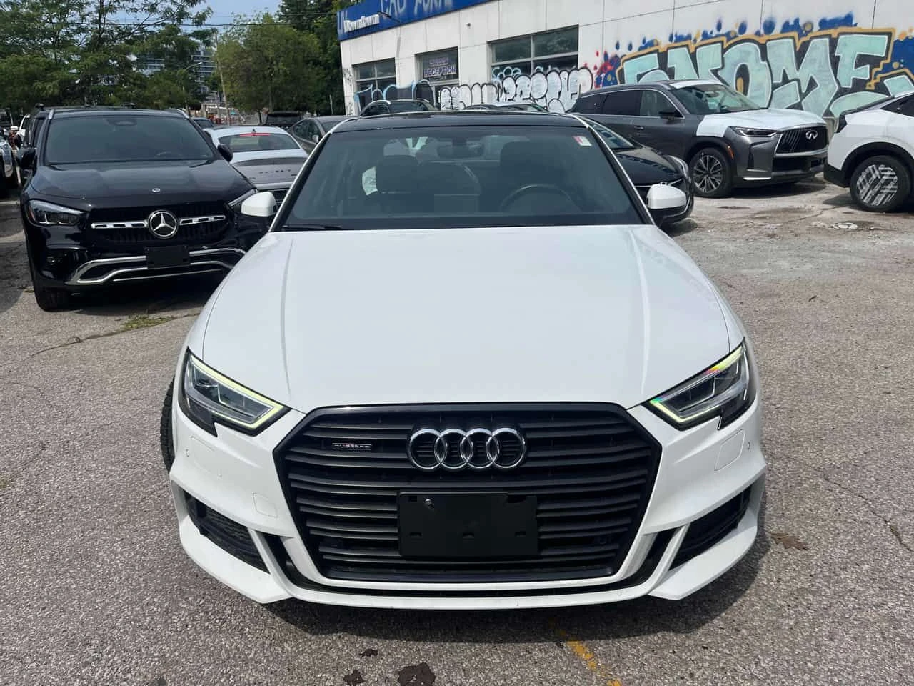 Audi A3 Technik / B&O / DIS / CAMERA / CARFAX / АВТОКРЕДИТ, снимка 6 - Автомобили и джипове - 55670558