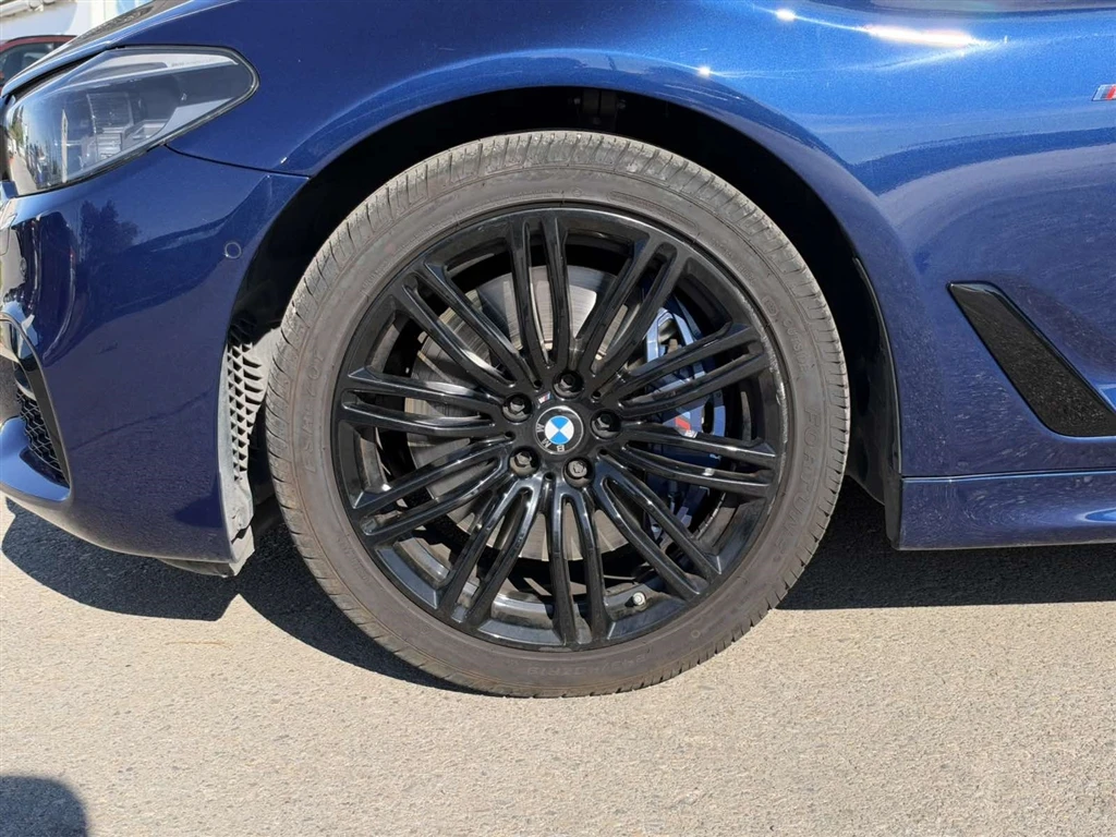 BMW 540 xDrive Седан, снимка 5 - Автомобили и джипове - 56517921