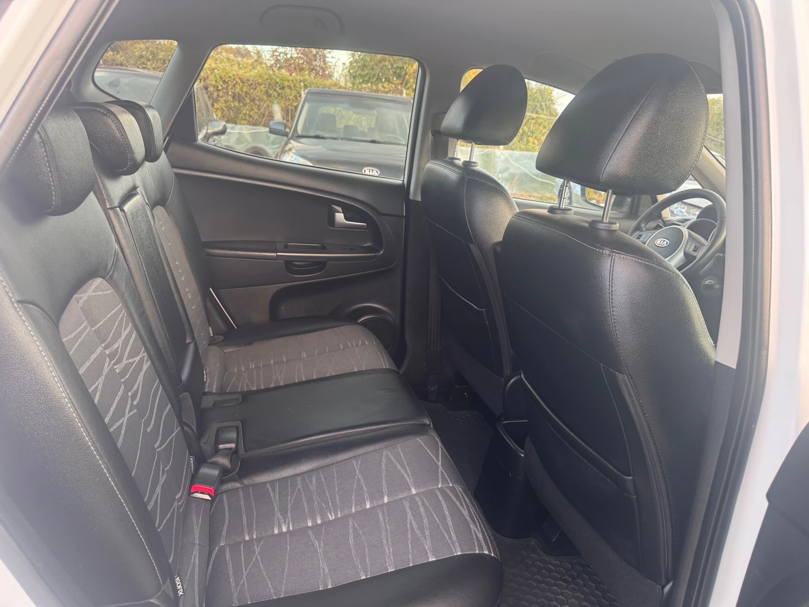 Kia Venga 1.6 119200km.100%, снимка 9 - Автомобили и джипове - 56732108
