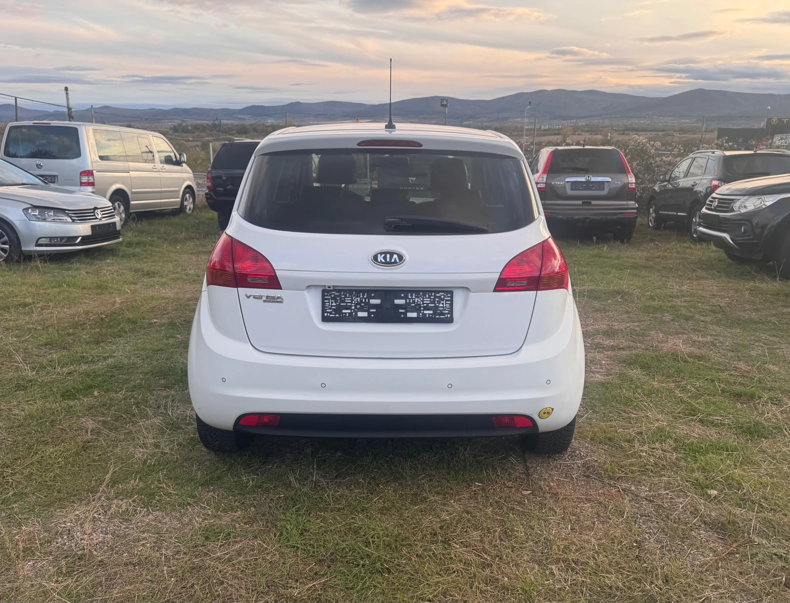 Kia Venga 1.6 119200km.100%, снимка 6 - Автомобили и джипове - 56732108