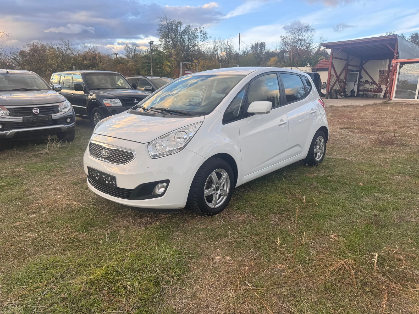 Kia Venga 1.6 119200km.100%, снимка 13 - Автомобили и джипове - 56732108