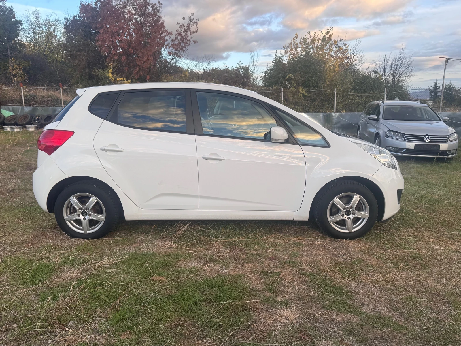 Kia Venga 1.6 119200km.100%, снимка 3 - Автомобили и джипове - 56732108