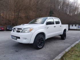 Toyota Hilux 2.5D4D/120к.с./ЛЯВ ВОЛАН!!!, снимка 1