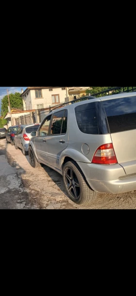  Mercedes-Benz ML 400