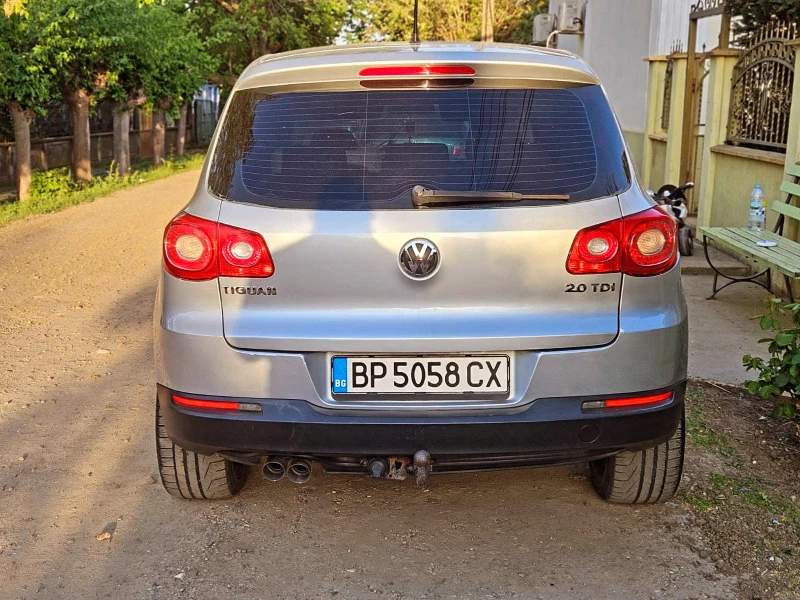 VW Tiguan 2.0 TDI, снимка 4 - Автомобили и джипове - 47382455