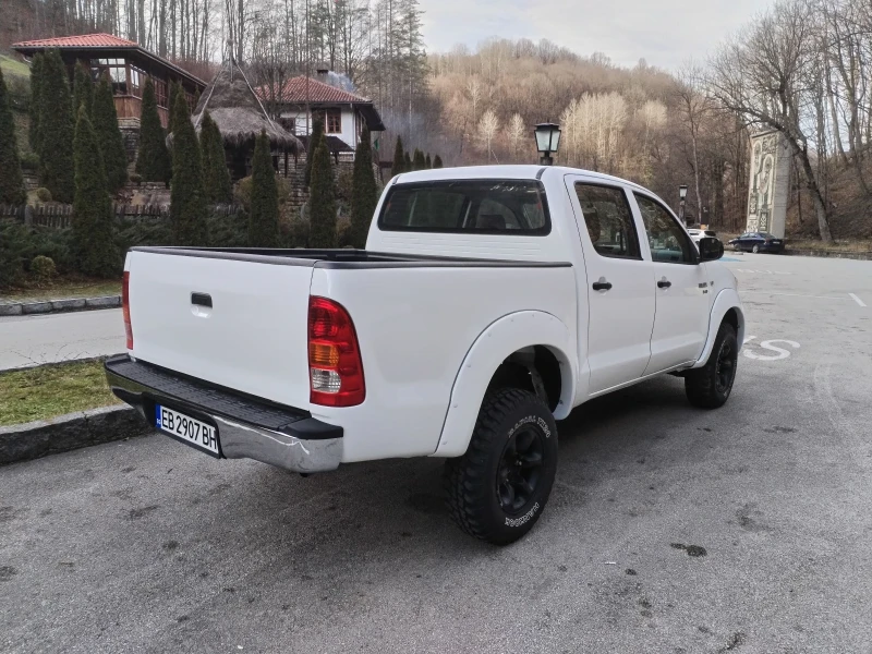 Toyota Hilux 2.5D4D/120к.с./ЛЯВ ВОЛАН!!!, снимка 7 - Автомобили и джипове - 48418982