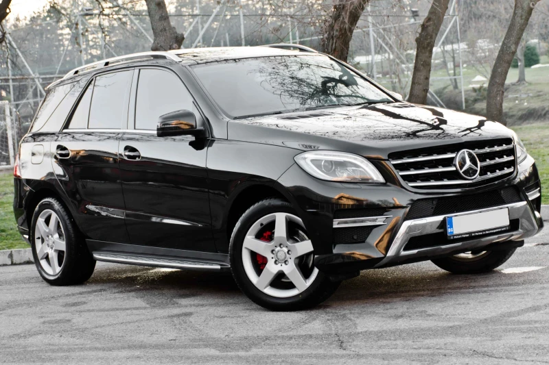 Mercedes-Benz ML 350 AMG/PANORAMA/FULL, снимка 1 - Автомобили и джипове - 49351294