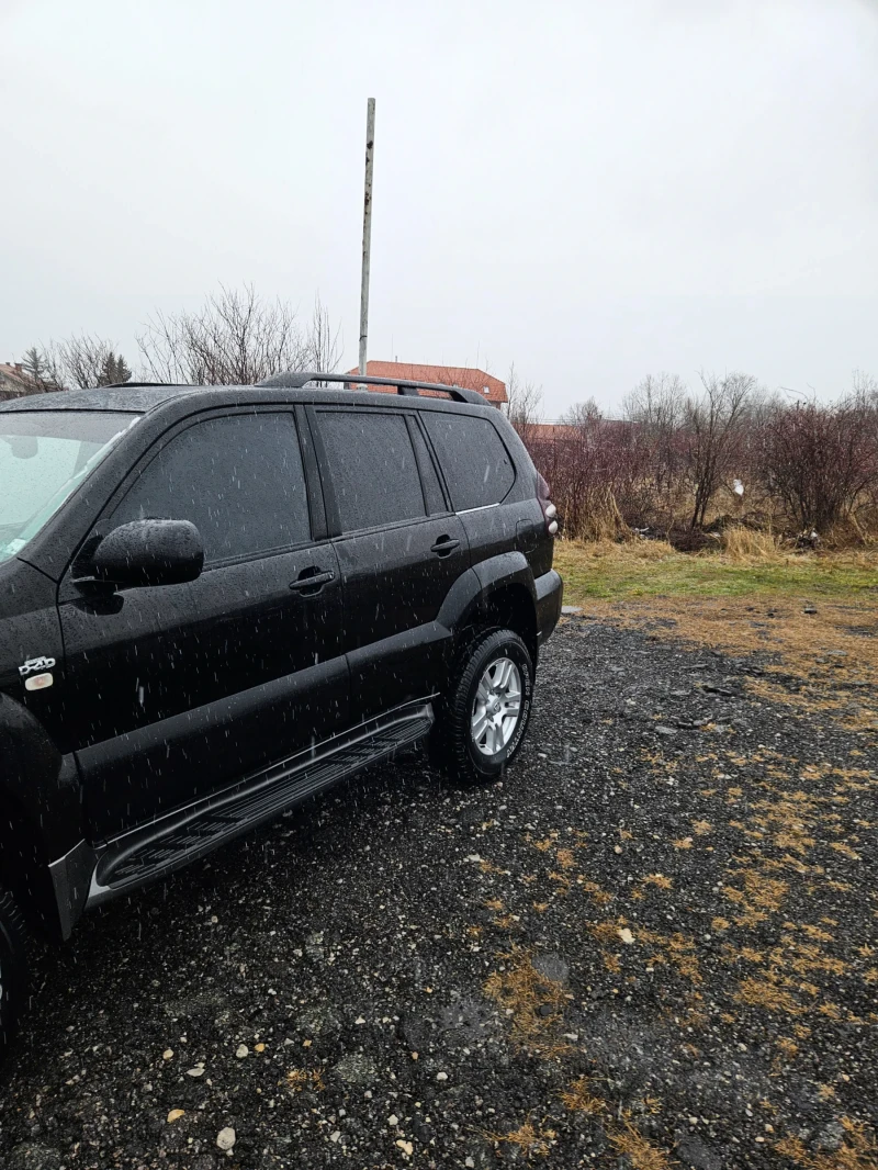 Toyota Land cruiser LAND CRUZER J120, снимка 4 - Автомобили и джипове - 53382927