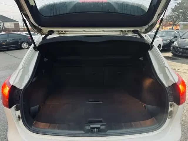 Nissan Qashqai * AWD 4dr SL * ШИБИДАХ * ПОДГРЕВИ * CARFAX, снимка 4 - Автомобили и джипове - 54027044