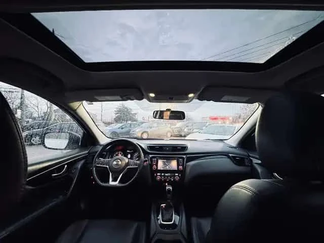 Nissan Qashqai * AWD 4dr SL * ШИБИДАХ * ПОДГРЕВИ * CARFAX, снимка 8 - Автомобили и джипове - 54027044