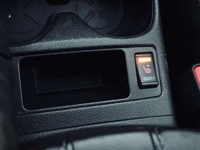 Nissan Qashqai * AWD 4dr SL * ШИБИДАХ * ПОДГРЕВИ * CARFAX, снимка 14 - Автомобили и джипове - 54027044