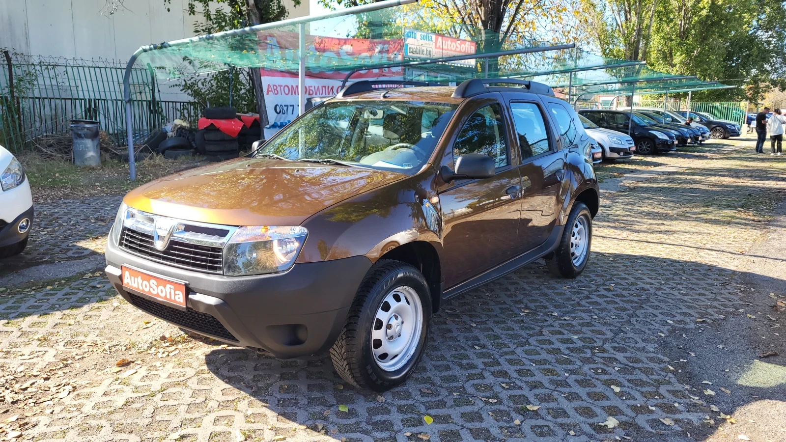 Dacia Duster 1.6, 4x4 6 скорости - изображение 2