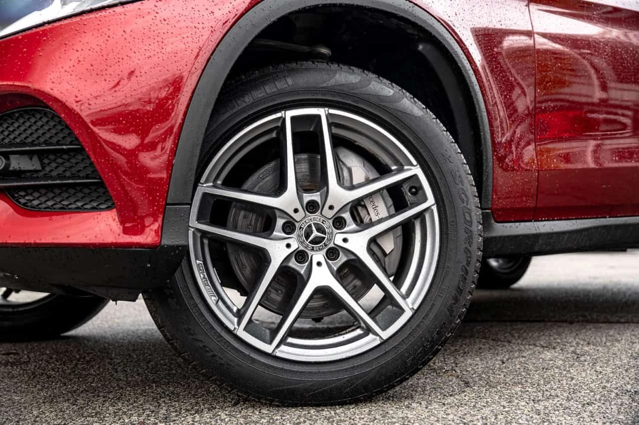 Mercedes-Benz GLC 300 ПОДГРЕВИ * ПАНО * KEYLESS, снимка 12 - Автомобили и джипове - 54430751
