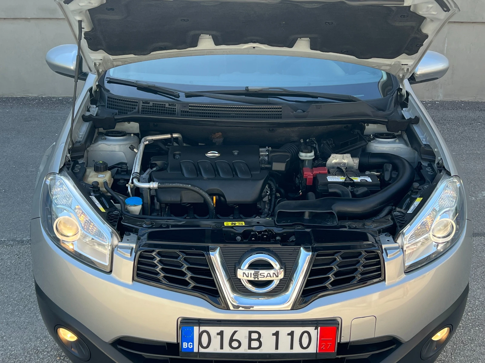 Nissan Qashqai 2.0 ШВЕЙЦАРИЯ , снимка 15 - Автомобили и джипове - 54457604