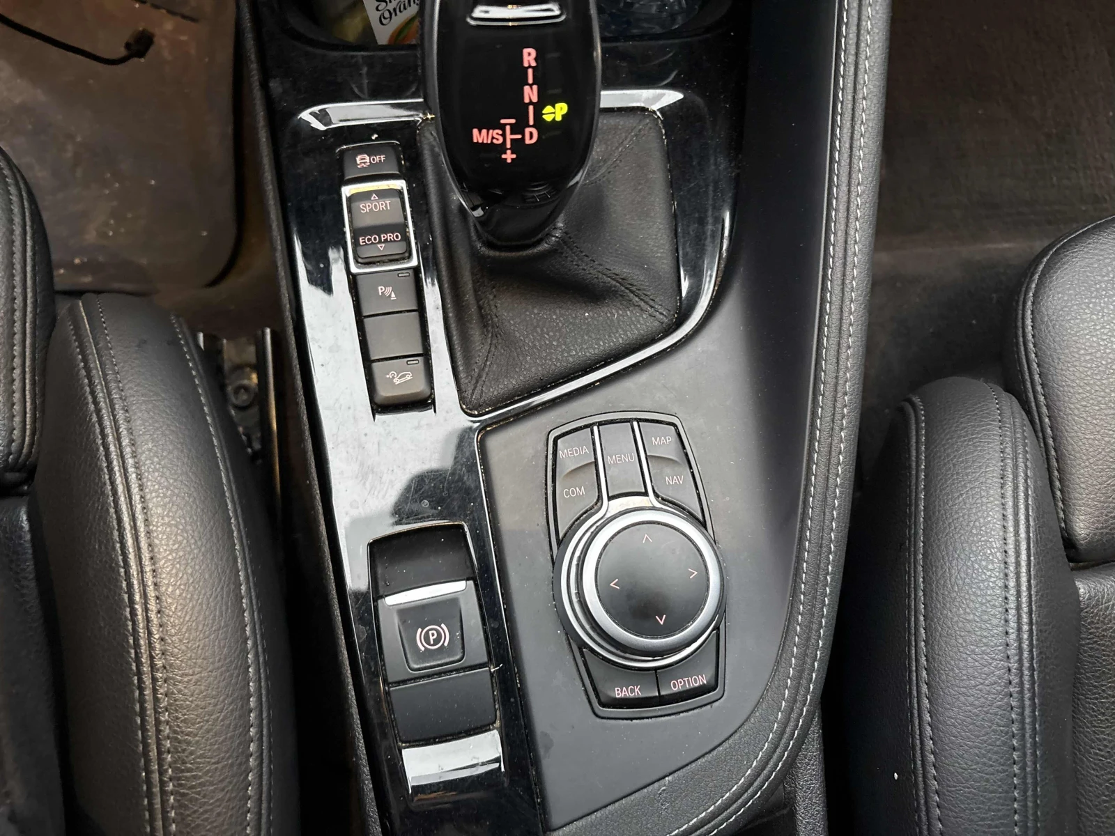 BMW X1 xDrive28i / M Пакет / Carfax / Автокредит, снимка 17 - Автомобили и джипове - 56151013