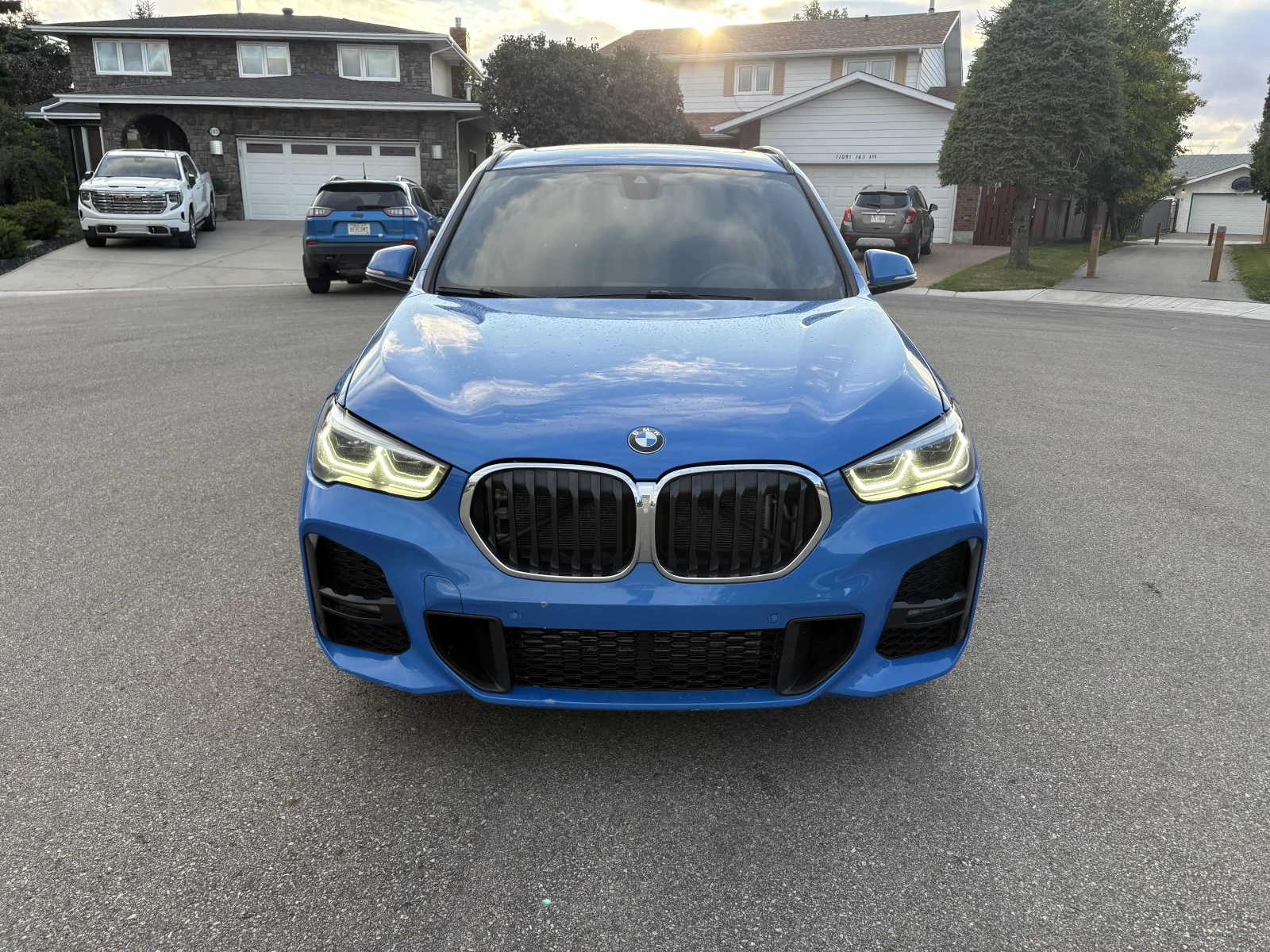 BMW X1 xDrive28i / M Пакет / Carfax / Автокредит, снимка 6 - Автомобили и джипове - 56151013