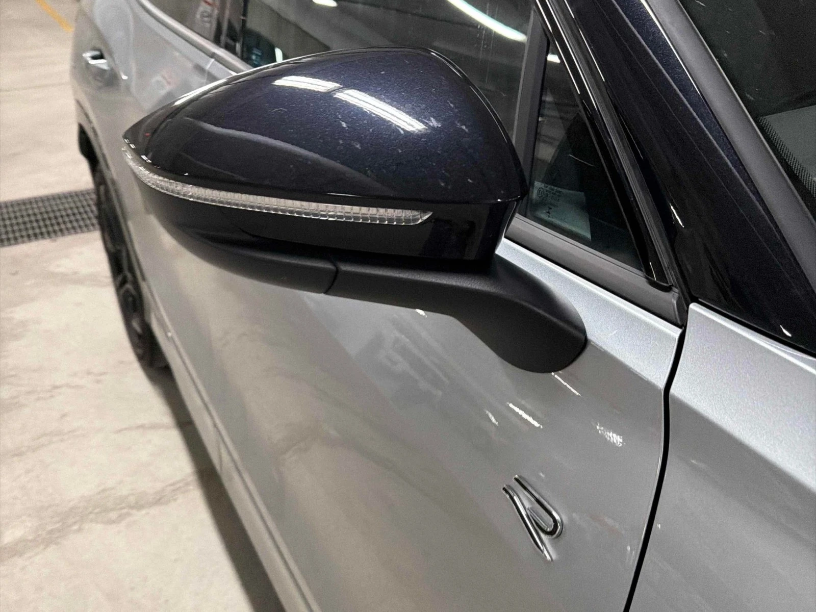 VW Tiguan Comfortline R-Line Black Edition, снимка 16 - Автомобили и джипове - 56330641