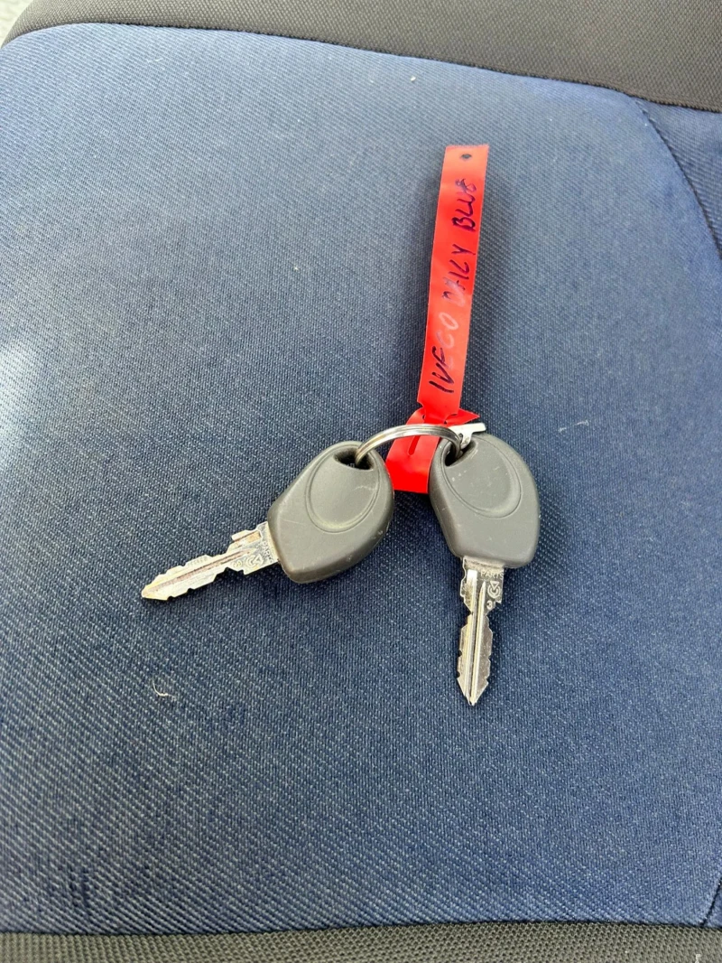 Iveco Daily 35C10, снимка 10 - Бусове и автобуси - 52200859