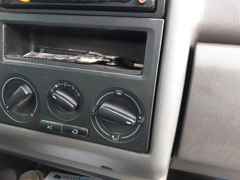 VW T4, снимка 8 - Бусове и автобуси - 52456490