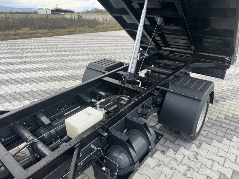 Iveco Daily 35NP  * САМОСВАЛ*  Тристранен, снимка 13 - Бусове и автобуси - 52482056