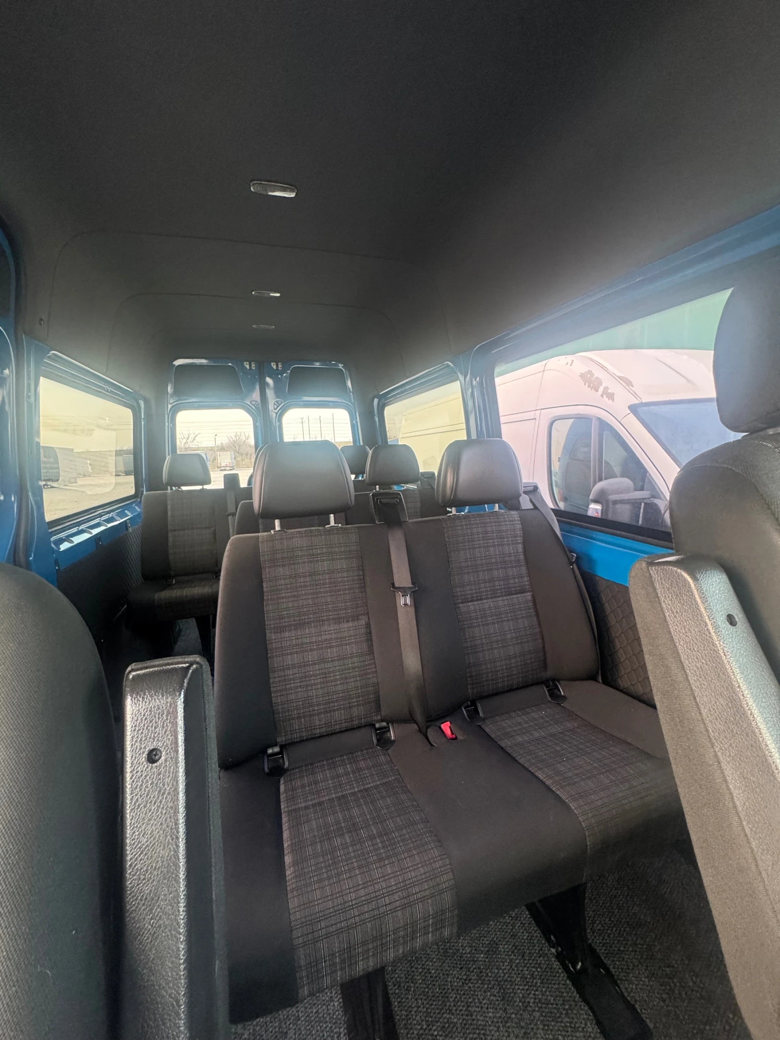 Mercedes-Benz Sprinter 319 CDI.V6, снимка 7 - Бусове и автобуси - 55630616