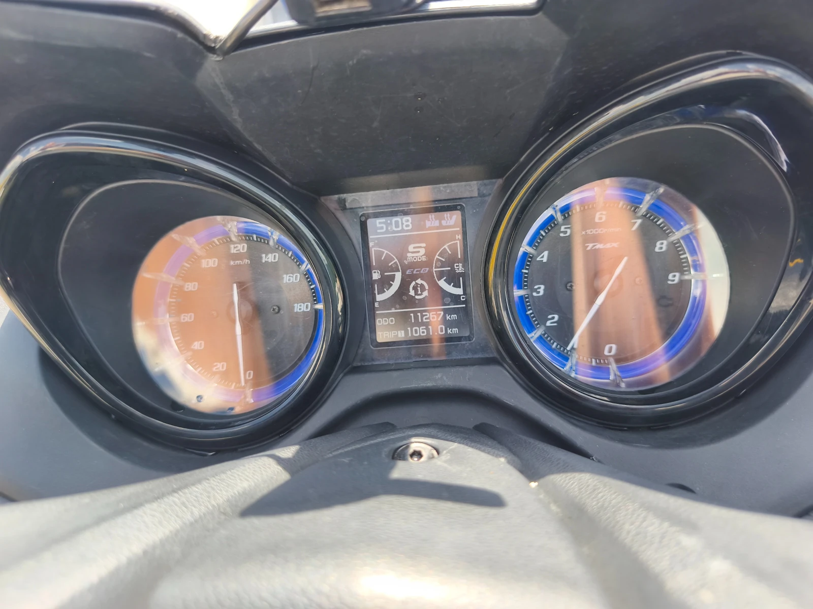 Yamaha T-max Tech 560 | Mobile.bg � ����������� 6