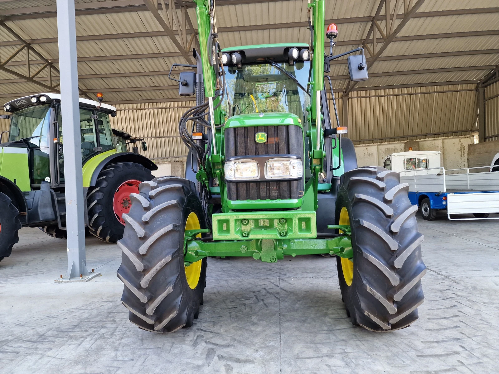 Трактор John Deere 6320 - изображение 4