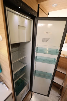 Кемпер Dethleffs Globebus i6, снимка 16