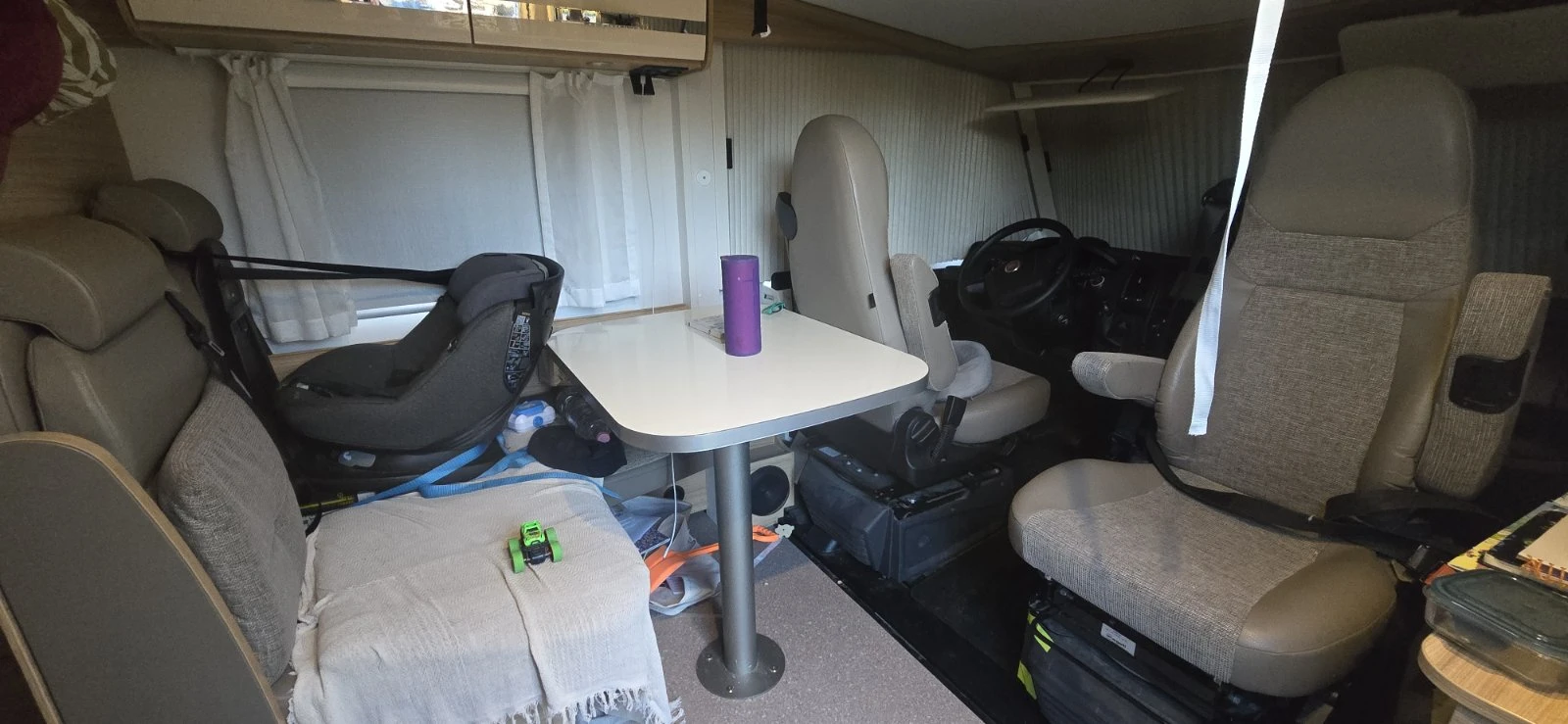 Кемпер Dethleffs Globebus i6 - изображение 2