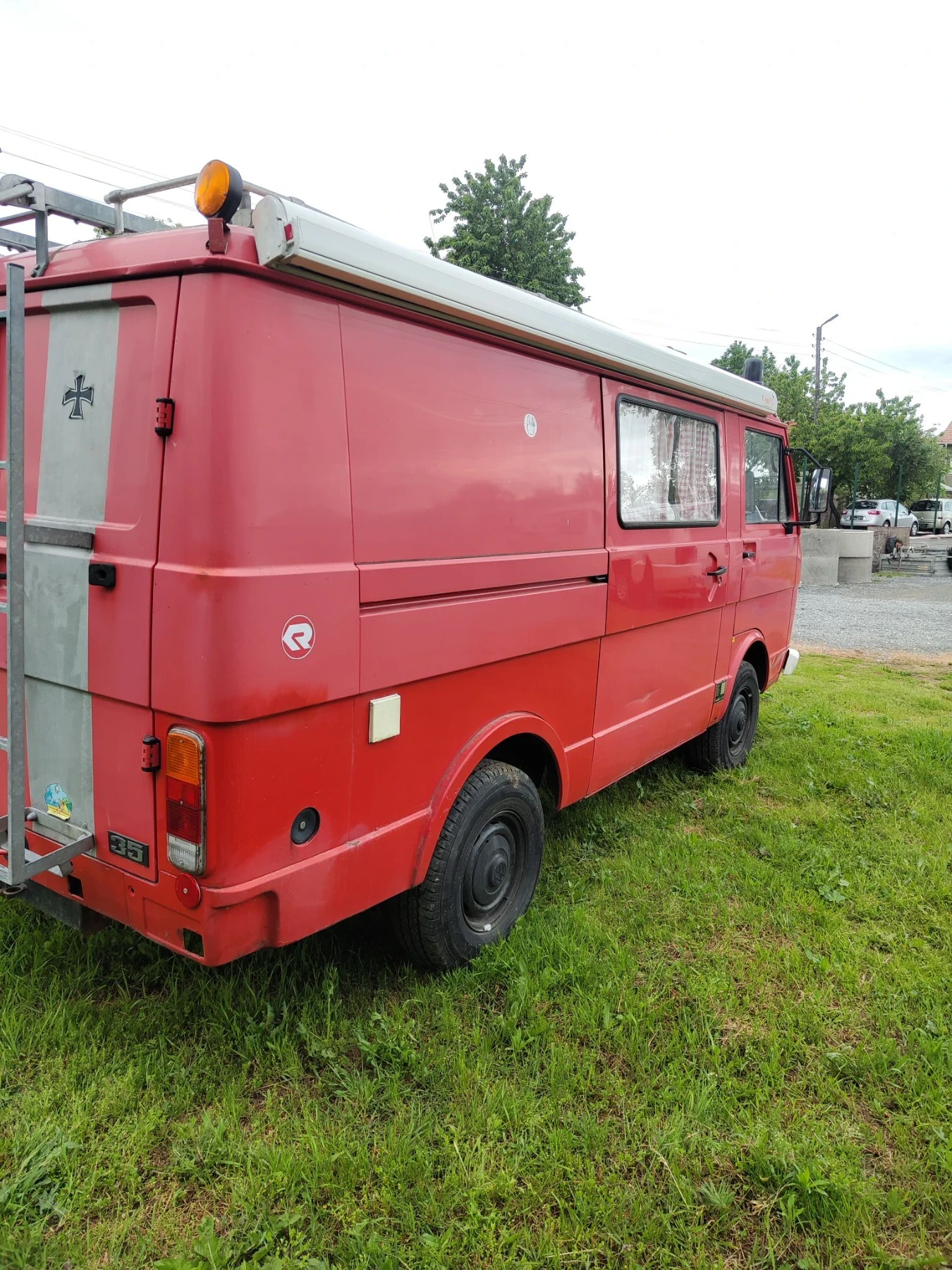 Кемпер VW Lt, снимка 3 - Каравани и кемпери - 56456677