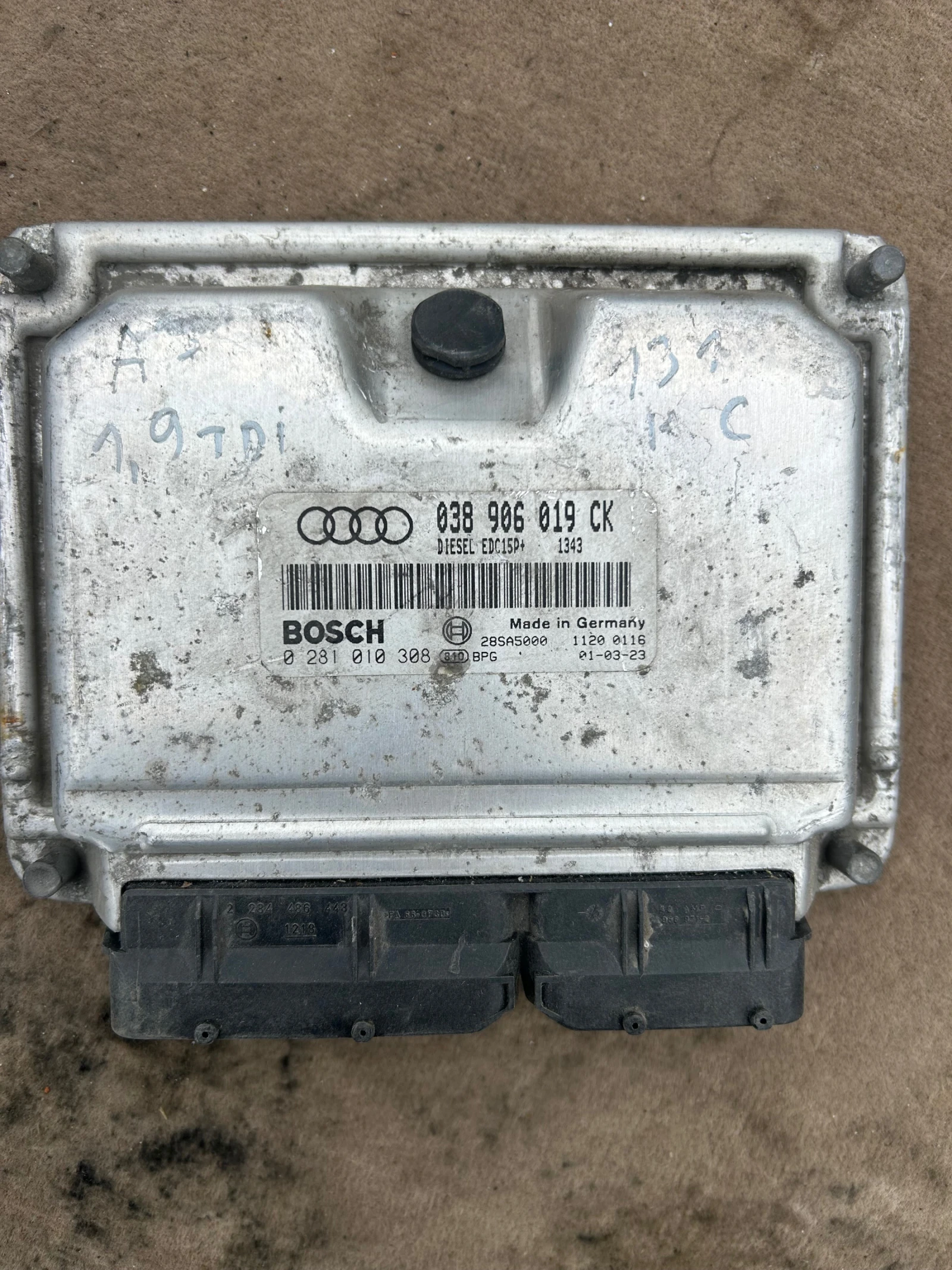 038906019CK компютър двигател AUDI A3 1.9TDI 131кс 0281010308 