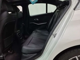 BMW 330 I XDRIVE * PANORAMA* 2 КЛЮЧА* CARFAX * , снимка 12