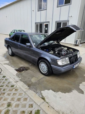 Mercedes-Benz 124, снимка 2