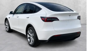 Tesla Model Y Long range duall motor Berlin Giga, снимка 5