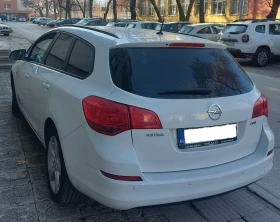 Opel Astra 1.7 цдти, снимка 2