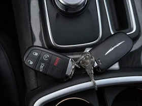 Chrysler 300c * 300 Touring L AWD * CARFAX * БЕЗ ПЪРВОНАЧАЛНА ВН, снимка 16