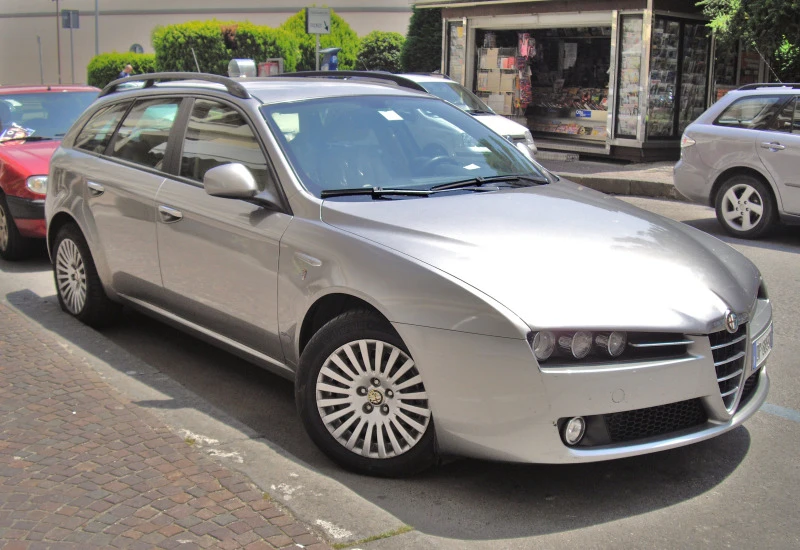 Alfa Romeo 159 sportwagon, снимка 1 - Автомобили и джипове - 44398285