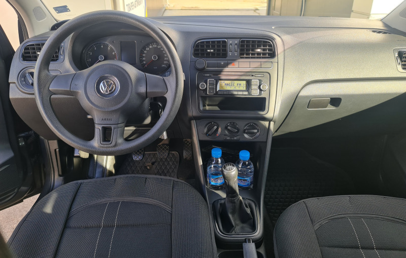 VW Polo 1.2, 85 000 km., снимка 8 - Автомобили и джипове - 44570551
