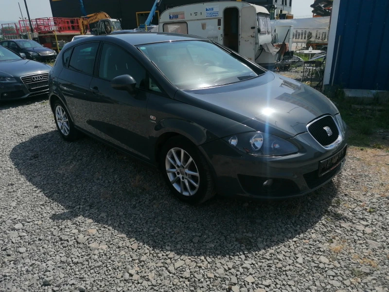 Seat Leon 1.6 LPG , снимка 2 - Автомобили и джипове - 46304441