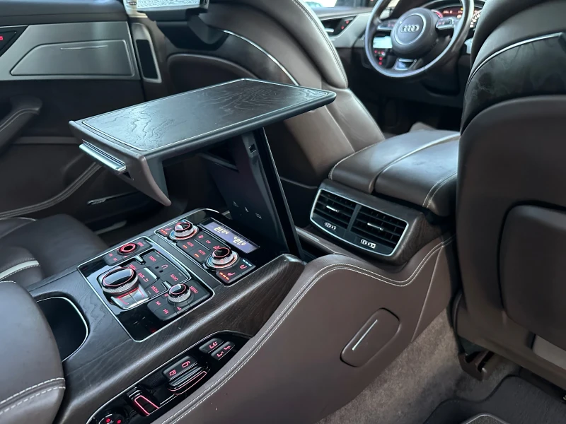 Audi A8 V8 T LONG FULL 650ks, снимка 13 - Автомобили и джипове - 50050064