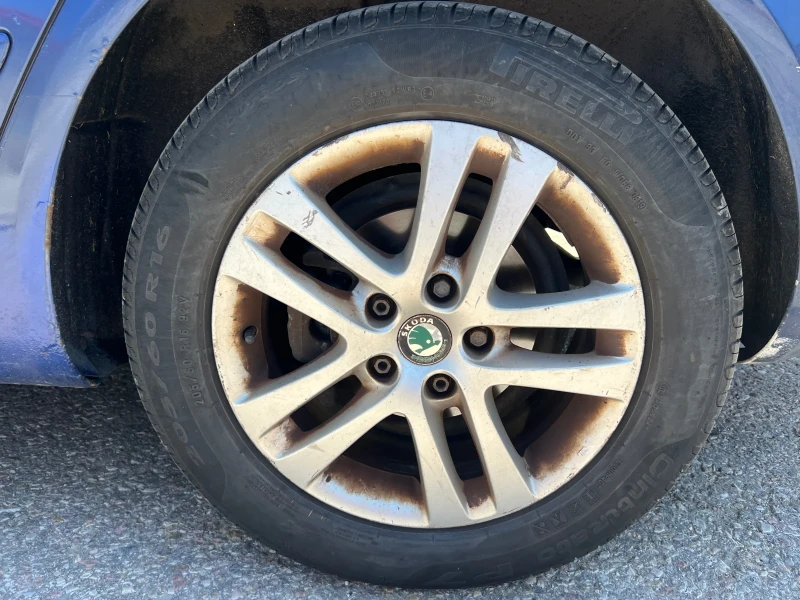 Skoda Octavia 2.0TDI 4X4, снимка 14 - Автомобили и джипове - 52645215