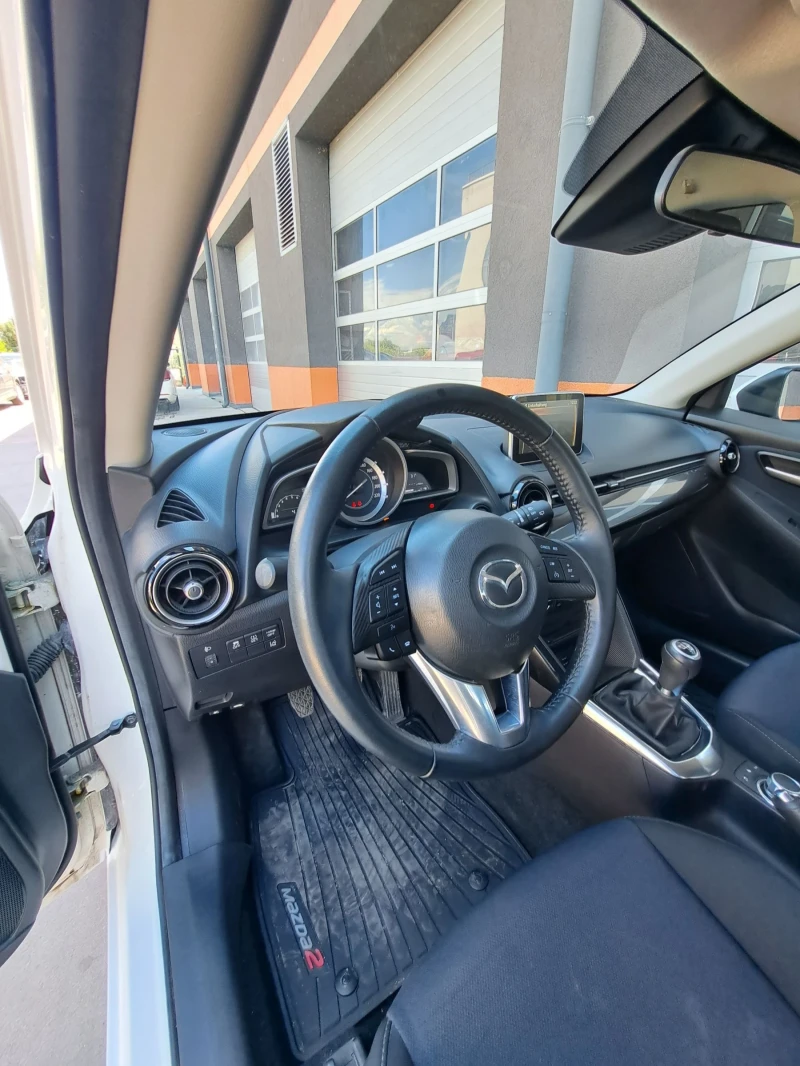 Mazda 2, снимка 7 - Автомобили и джипове - 51470628