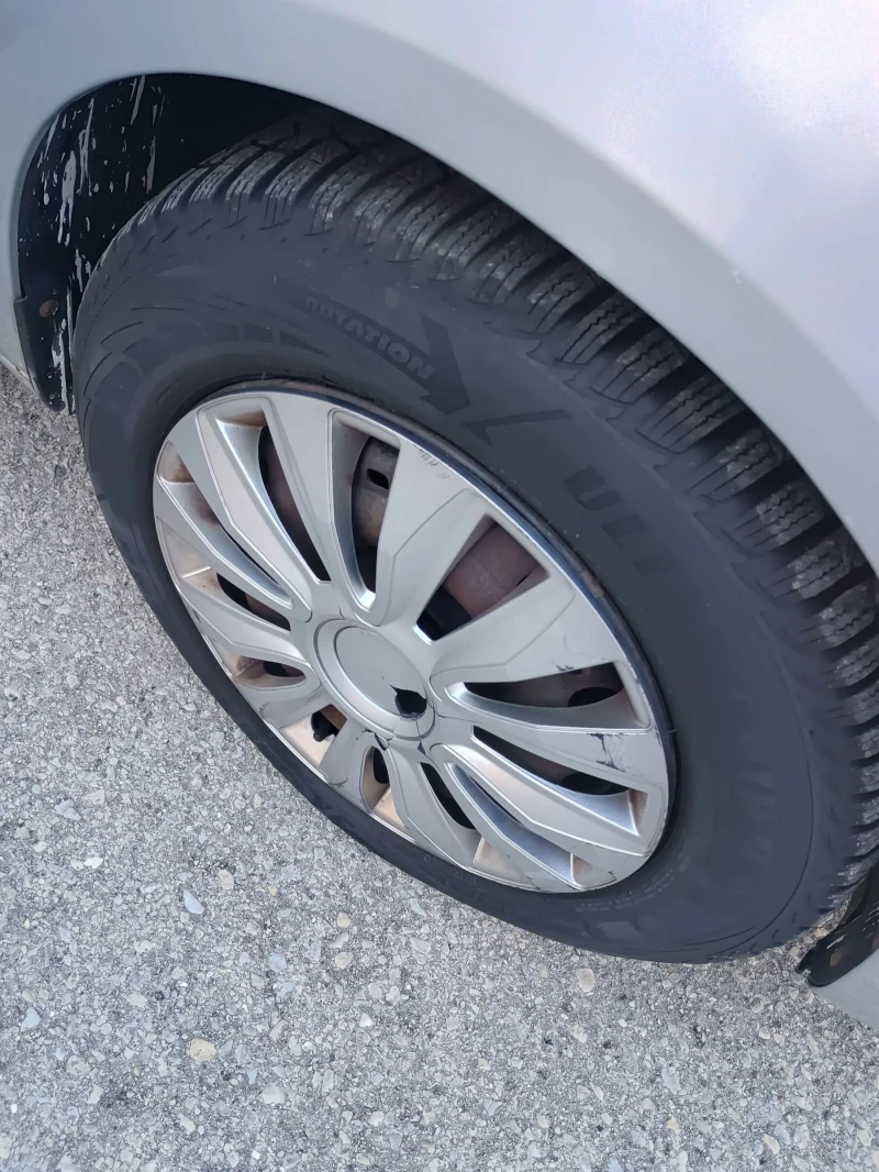 Skoda Fabia TDI, снимка 9 - Автомобили и джипове - 52130775