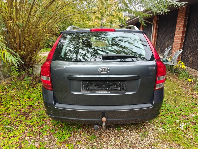 Kia Ceed, снимка 4 - Автомобили и джипове - 52476357