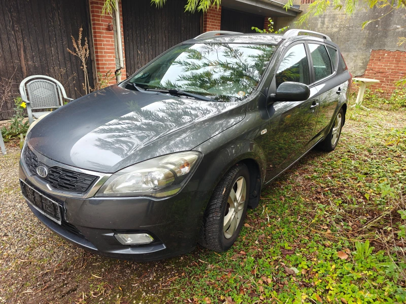 Kia Ceed, снимка 2 - Автомобили и джипове - 52476357