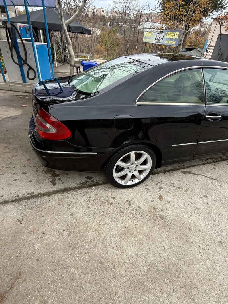 Mercedes-Benz CLK, снимка 3 - Автомобили и джипове - 52553720