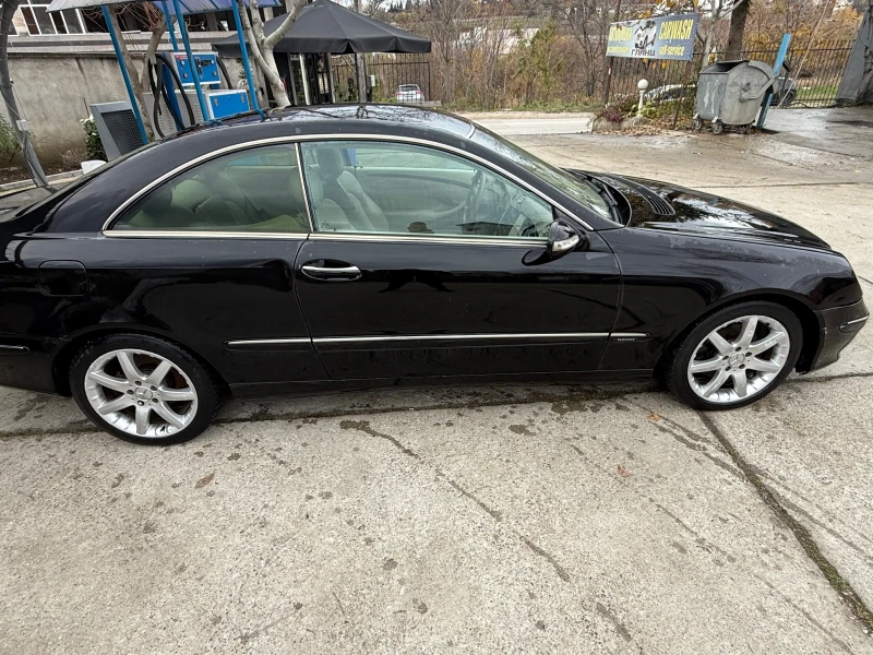 Mercedes-Benz CLK, снимка 5 - Автомобили и джипове - 52553720