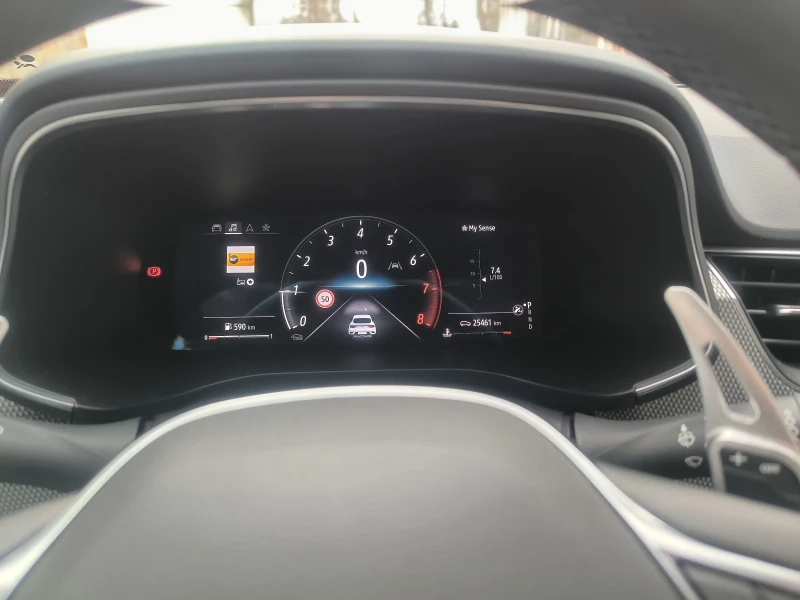 Renault Arkana 1.3 Mild Hybrid , снимка 13 - Автомобили и джипове - 52681474