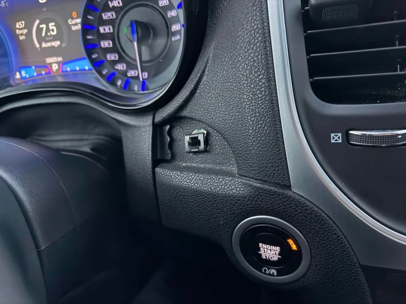 Chrysler 300c * 300 Touring L AWD * CARFAX * БЕЗ ПЪРВОНАЧАЛНА ВН, снимка 14 - Автомобили и джипове - 52959405