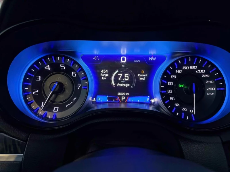 Chrysler 300c * 300 Touring L AWD * CARFAX * БЕЗ ПЪРВОНАЧАЛНА ВН, снимка 8 - Автомобили и джипове - 52959405